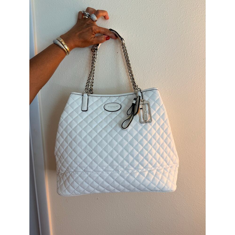 Coach Metro White Quilted Leather Tote w/ Silver Tone Chain Handles
